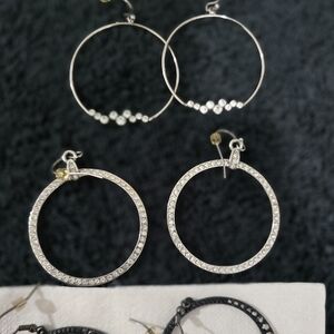5 EARINGS